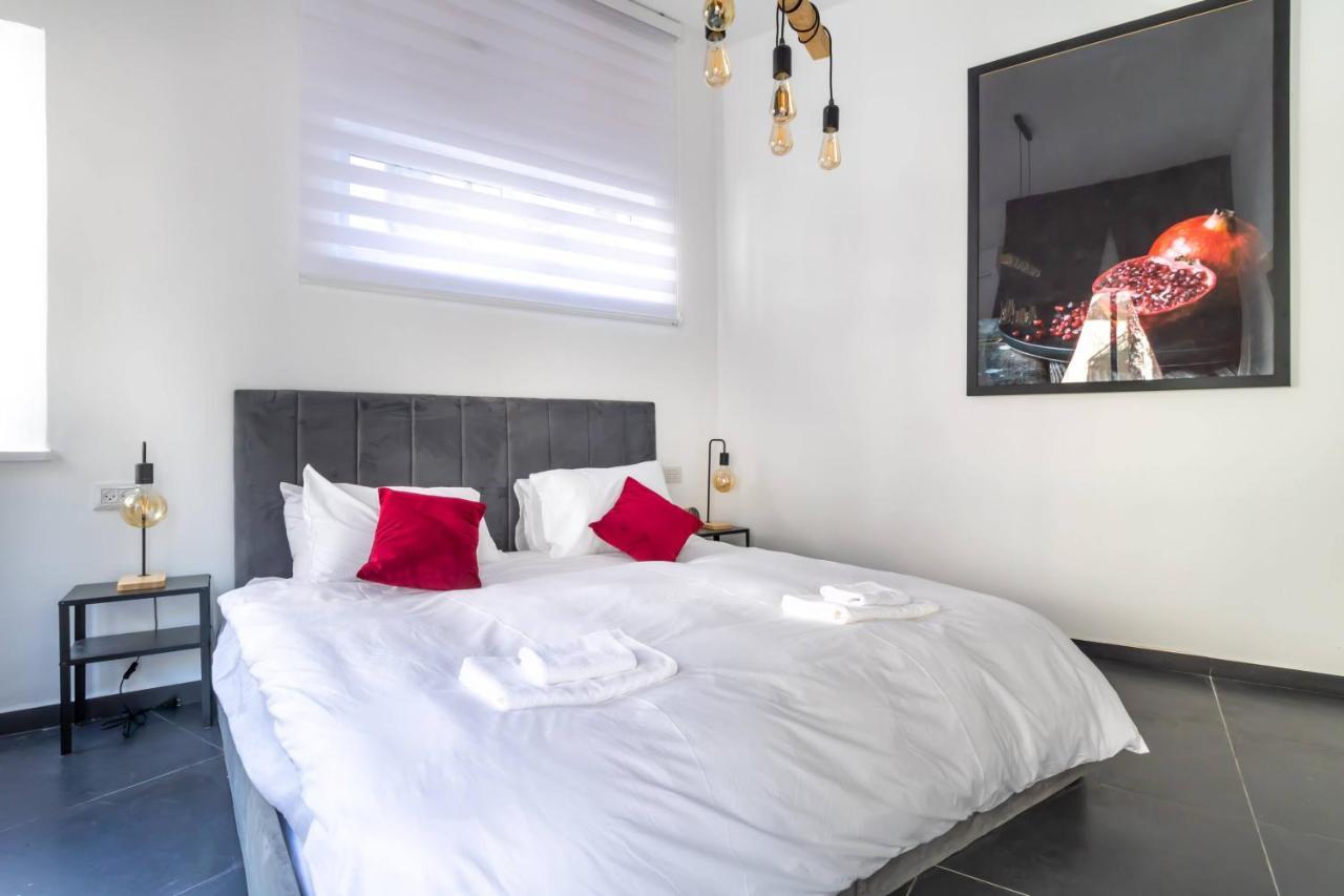 Midrahov Urban Suites Jerusalem Eksteriør billede