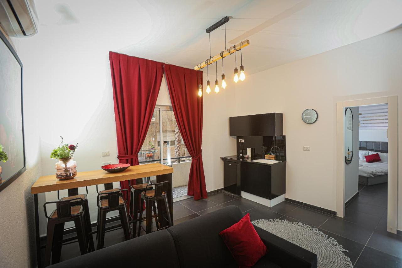 Midrahov Urban Suites Jerusalem Eksteriør billede