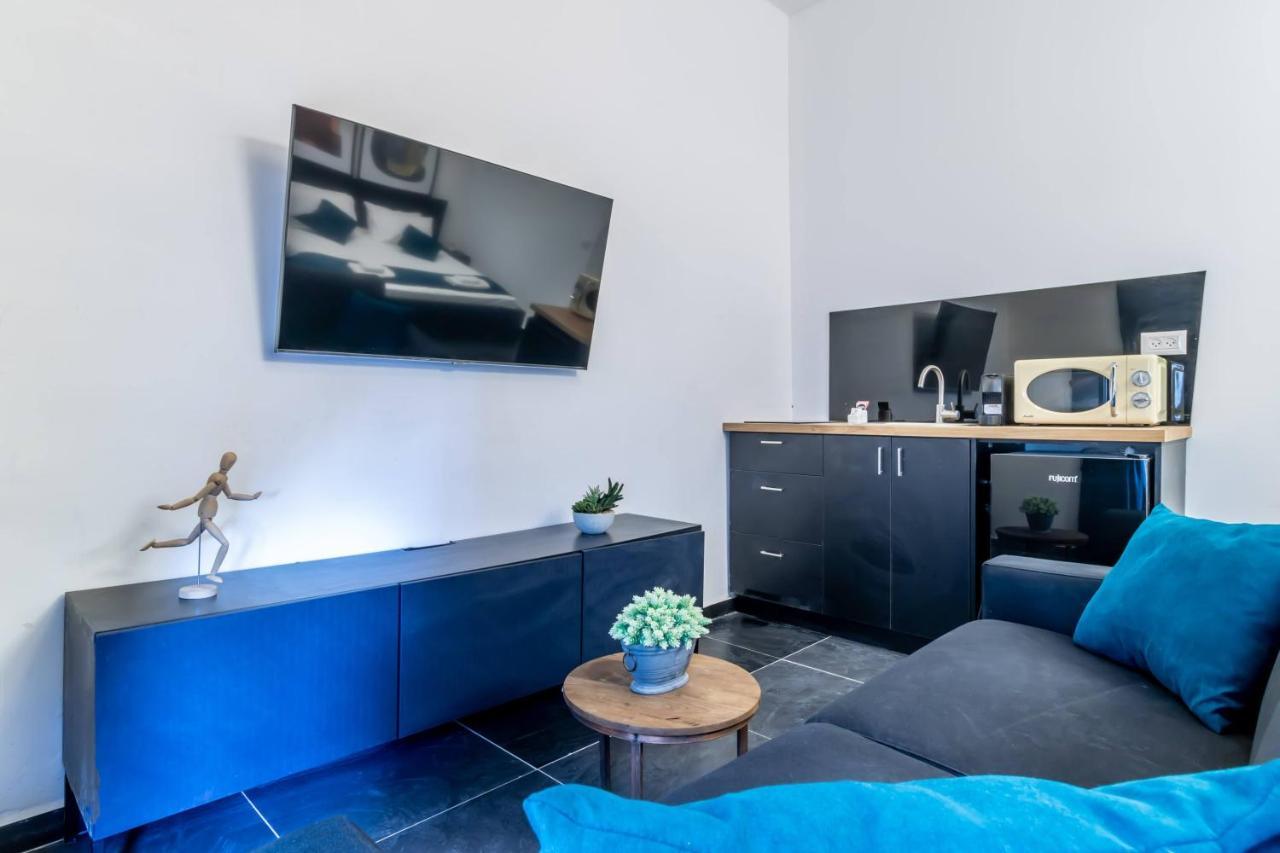 Midrahov Urban Suites Jerusalem Eksteriør billede